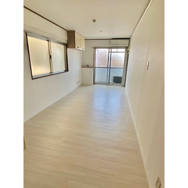 メゾン・ド・マルス リビング