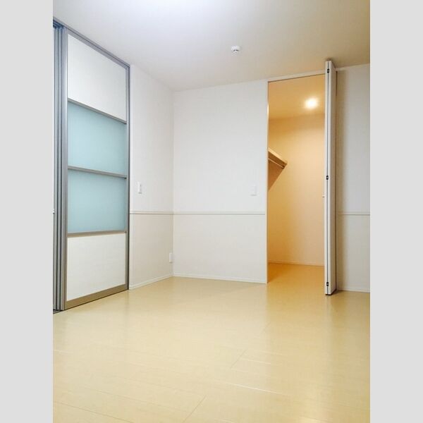 グラン アヴェニュ103号室 洋室7.6帖