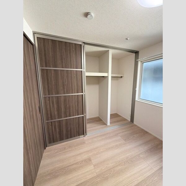 ゼラニウム湘南台205号室 クローゼット