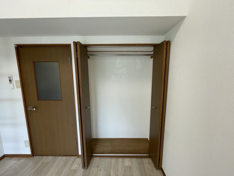 レジデンスＡ2階 部屋その他
