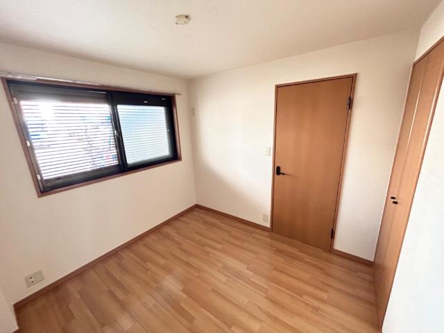 グリーンヒルズ105号室 北洋室