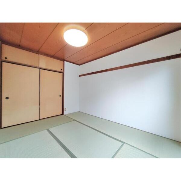 セブンハイツ305号室 リビング