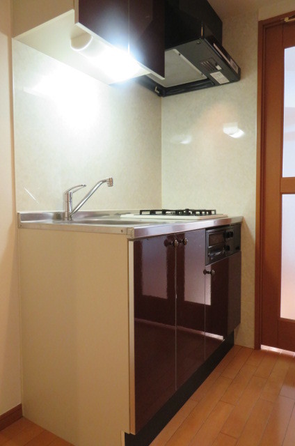 グランド・ガーラ西麻布 きれいなキッチンです