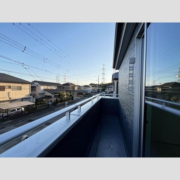 マイホームネクスト小室町　2号棟 バルコニー