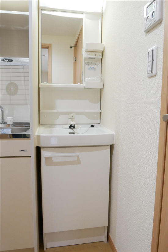 アイリス川崎 内観