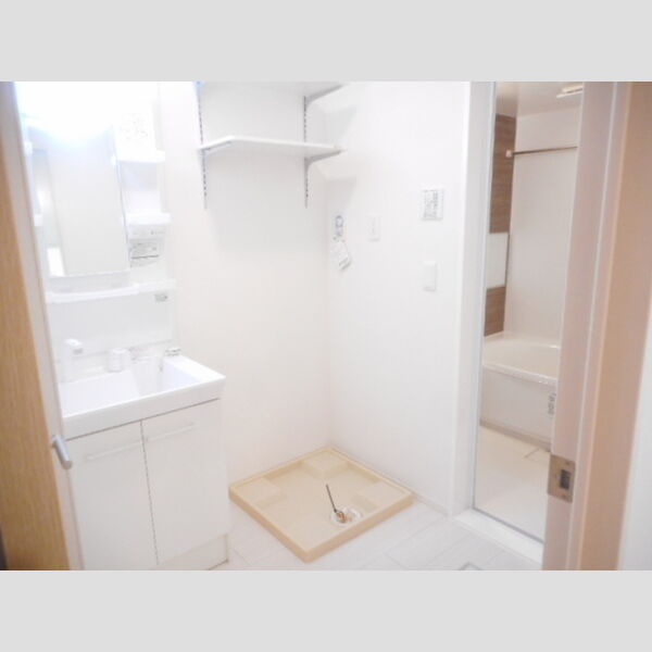 SAKURA TERRACE102号室 室内洗濯機置き場