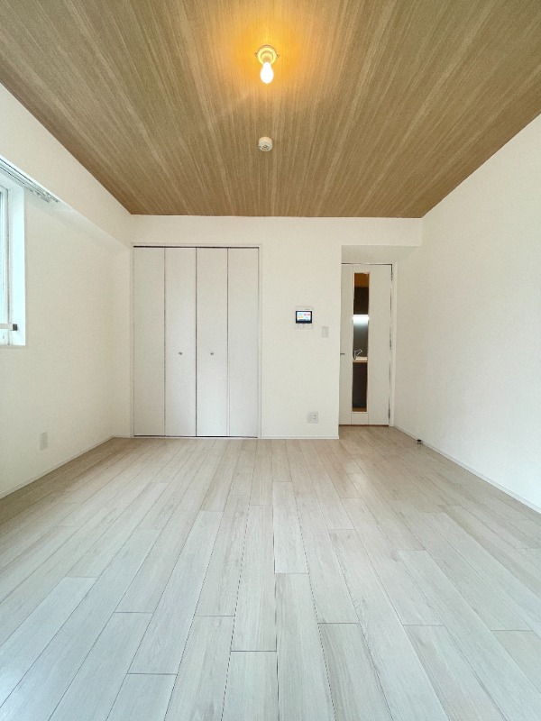 レジディア新川1階 リビング