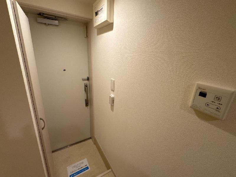 ヘスティア3階 玄関