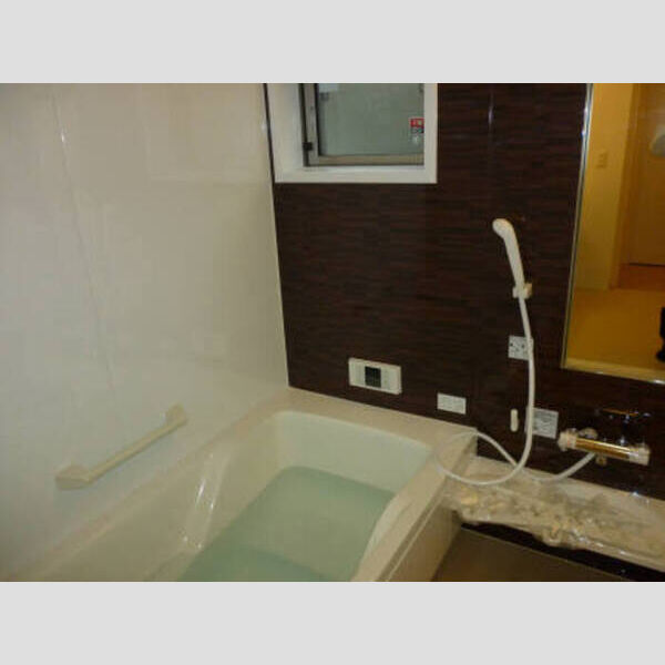 サンフローラ　A棟102号室 サンフローラA棟102