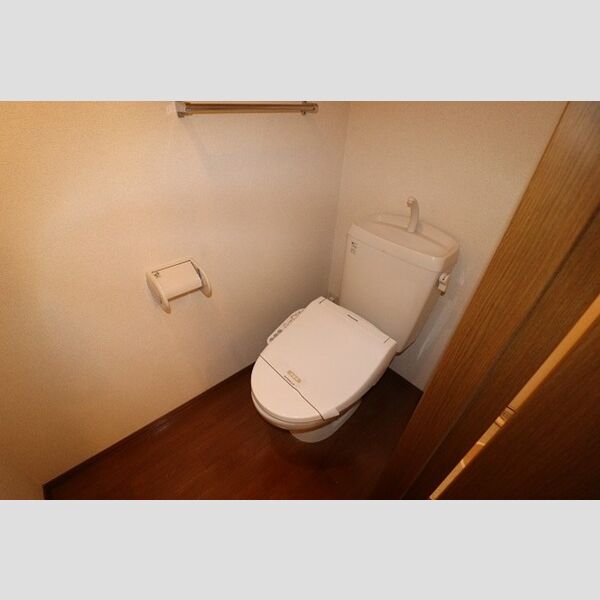 シャレー馬橋 トイレ　温水洗浄暖房便座