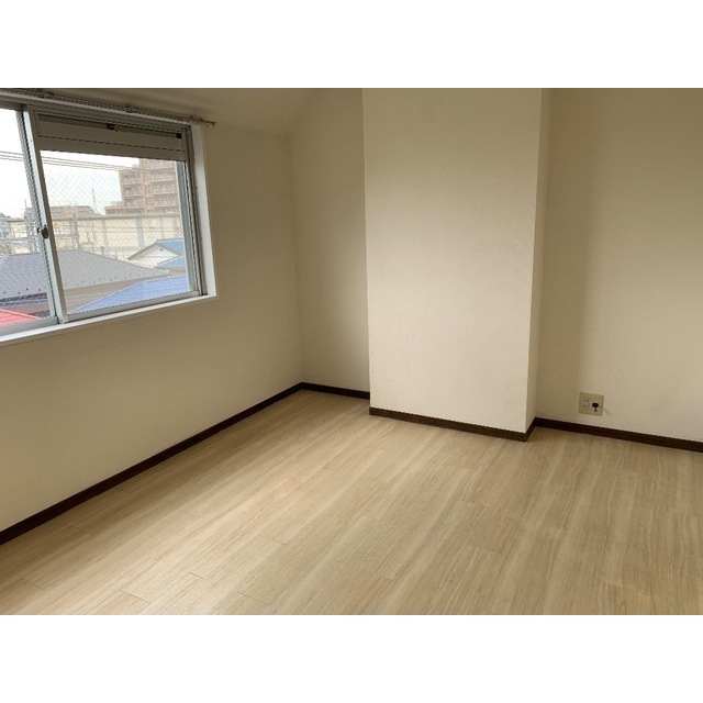 アメニティー木部406号室 内観