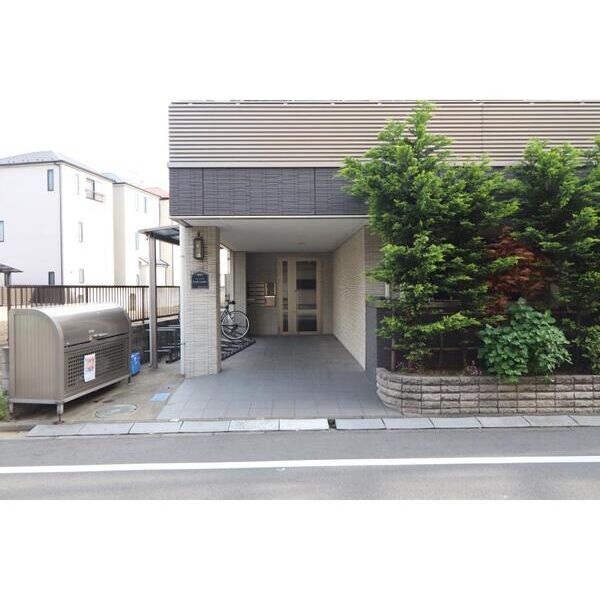 Pod　crest　I205号室 エントランス