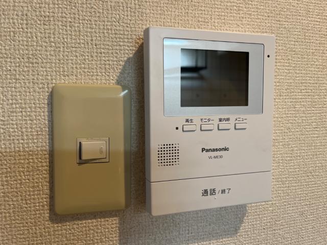 グランドール203号室 カメラ付インターホン