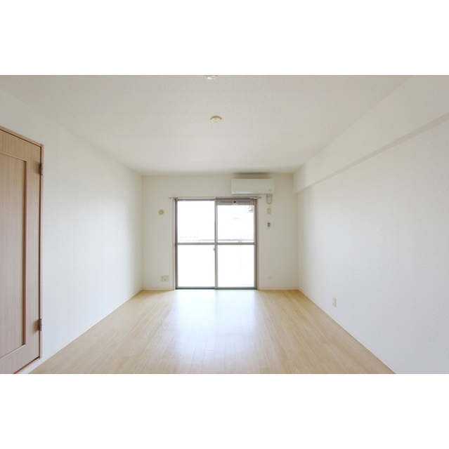 オセアン　ブルー 内観