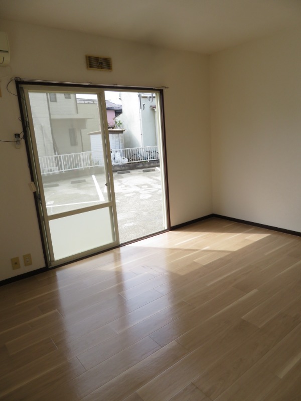 マミーコーポ 寝室