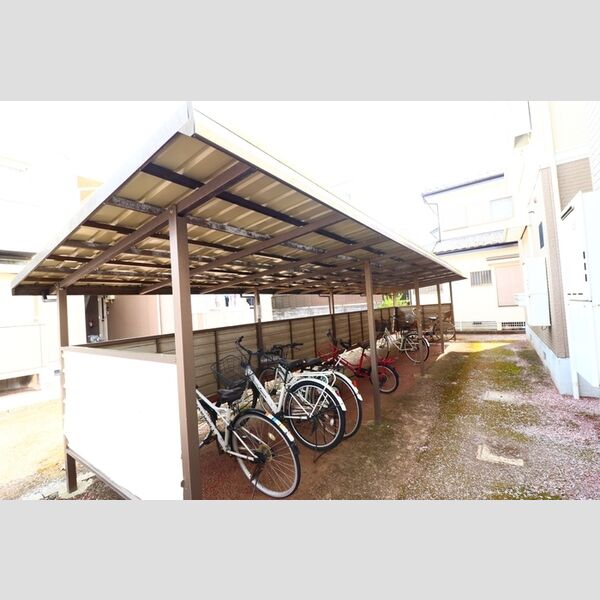 ヴェルメゾンおゆみ野　C 駐輪場