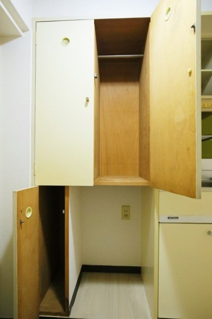 ワコーレ花小金井2階 クローゼット