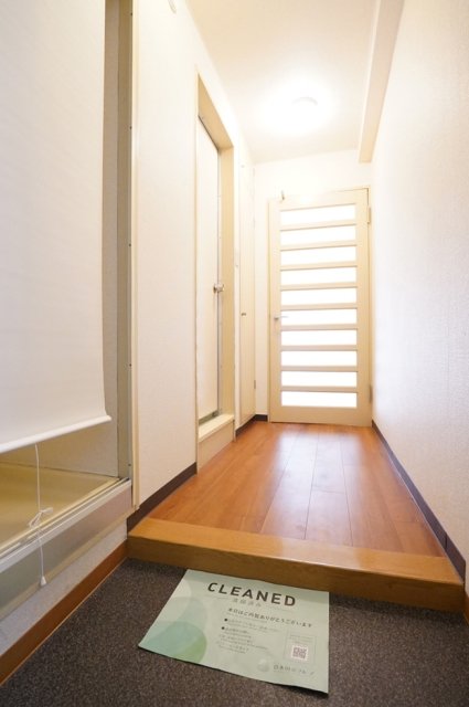 ロイヤルパレス原宿2階 玄関