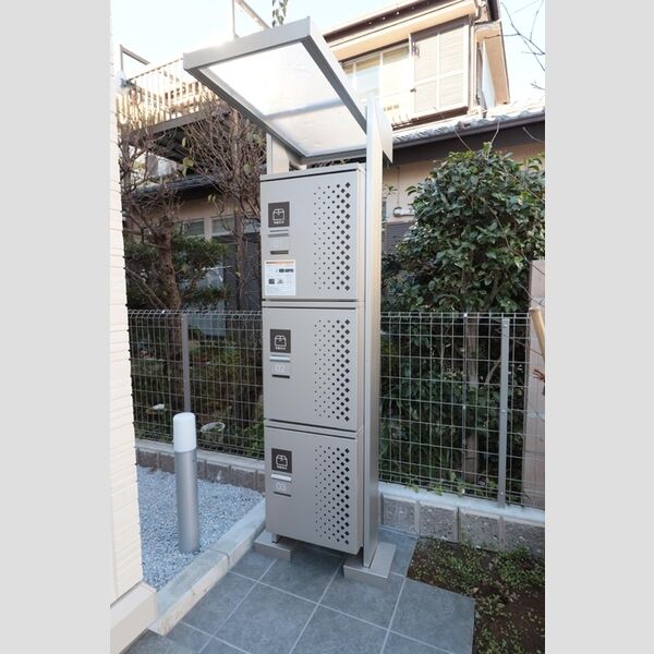 サンセール氷川 宅配ボックス