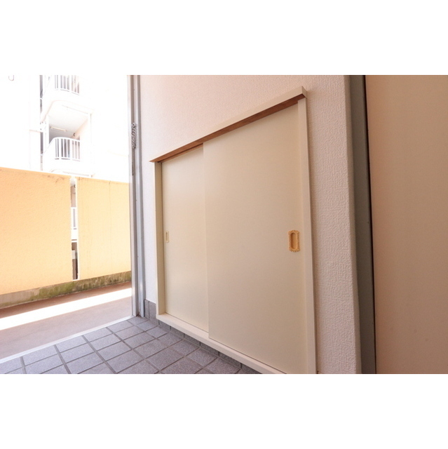 レジデンスM奥津203号室 同建物別部屋の参考画像