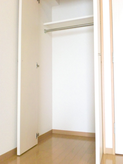 松山堂錦ビル 収納