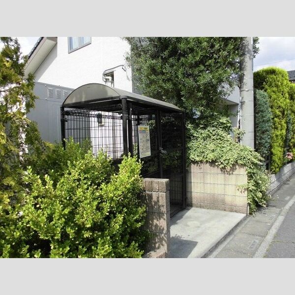 コルティー106号室 ゴミ集積所