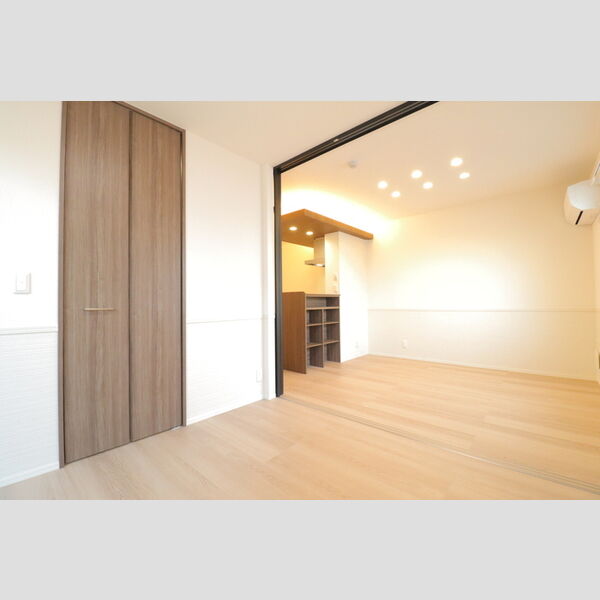 Dアヴァンス高富B 洋室・LDK