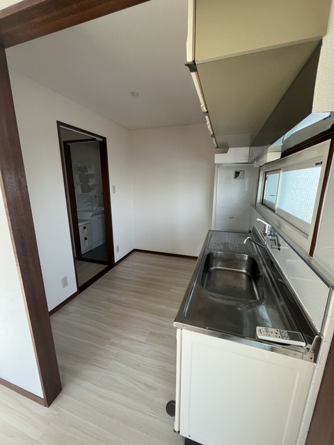 太陽辻堂マンション0302号室 リビング