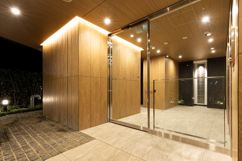 クレヴィアリグゼ北品川Ⅱステーションコート10階 エントランス