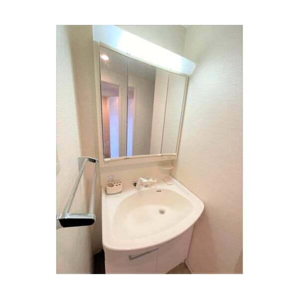 Aco　Mansions706号室 同建物別部屋の参考画像