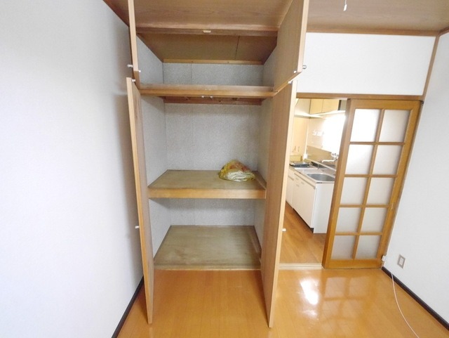 クロノス多摩センター1階 部屋その他