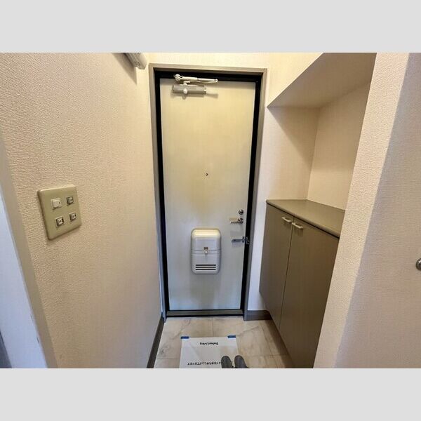 カーサベルデ 玄関