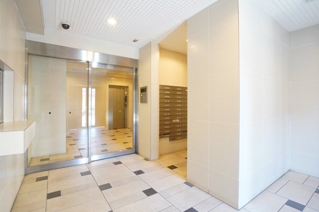 Rising place練馬関町ステーションスクエア5階 ロビー