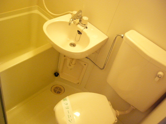 ミレ・関町0105号室 トイレ