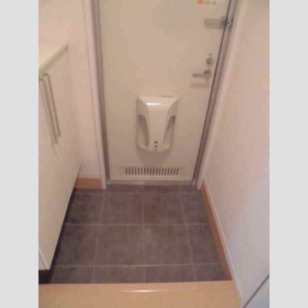 ミストラル 玄関