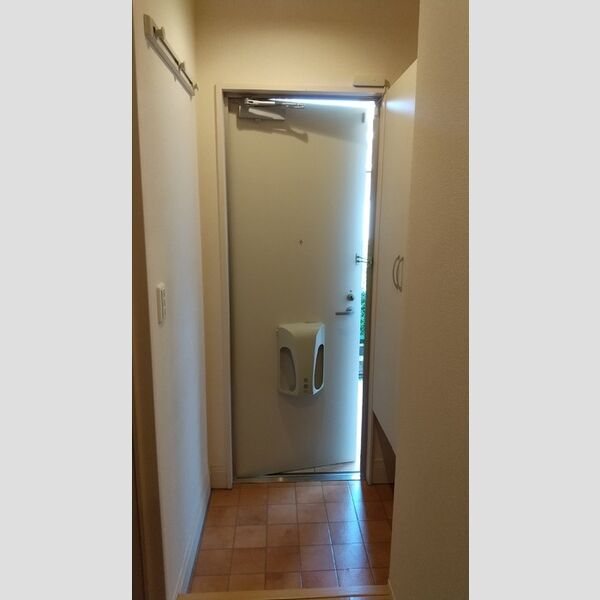 スプリングコート西船 玄関