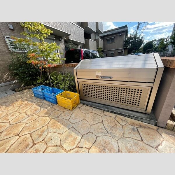 ベルウィル・メゾン ゴミストッカー