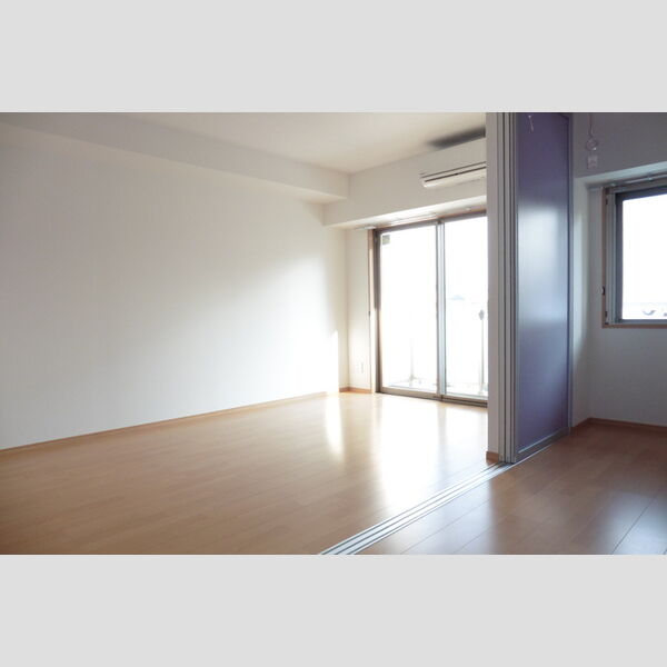 エルフローレ402号室 LDK