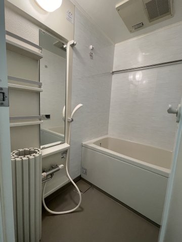 ガーデン板橋氷川町618号室 お風呂