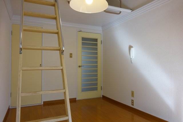 サネッチフジ 内観