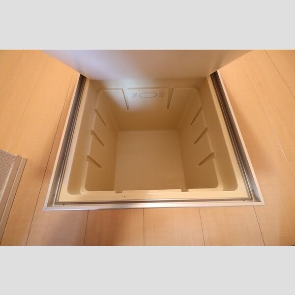 リバレイン　Ⅰ102号室 床下収納