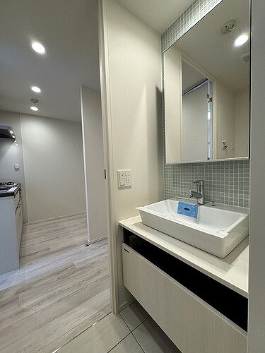 ライオンズ千代田岩本町ミレスーＫＤＡ8階 洗面所　※2024年4月撮影