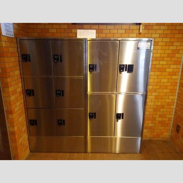 ファーストコーポ幕張本郷 宅配ボックス