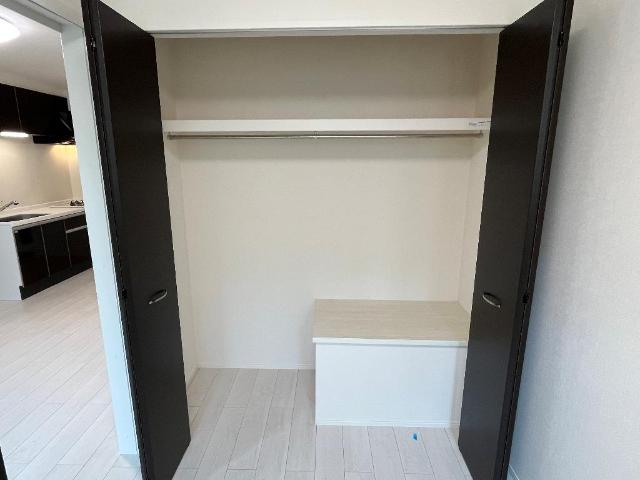 ラヴィグレイス203号室 クローゼット