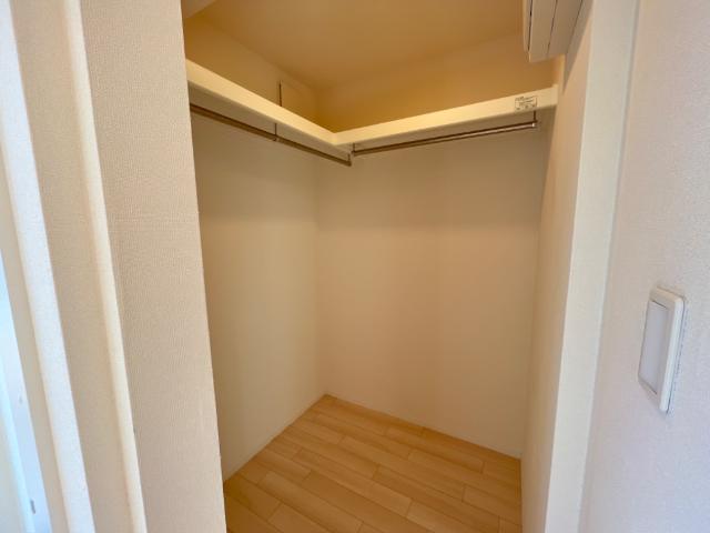 エピカリス epicharis102号室 ウォークインクローゼット