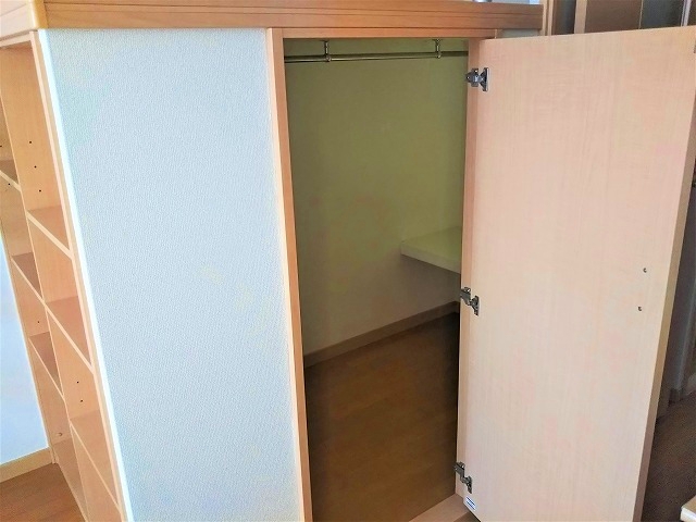 レオパレスフェリキタス花園 内観