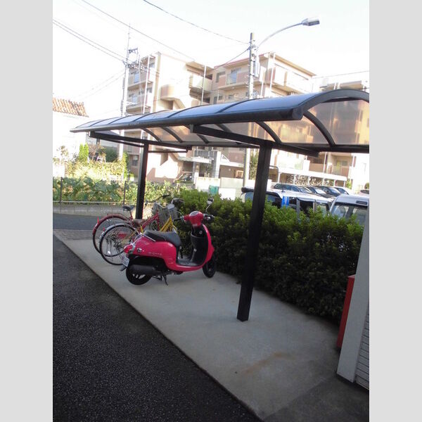 プリウス 駐輪場