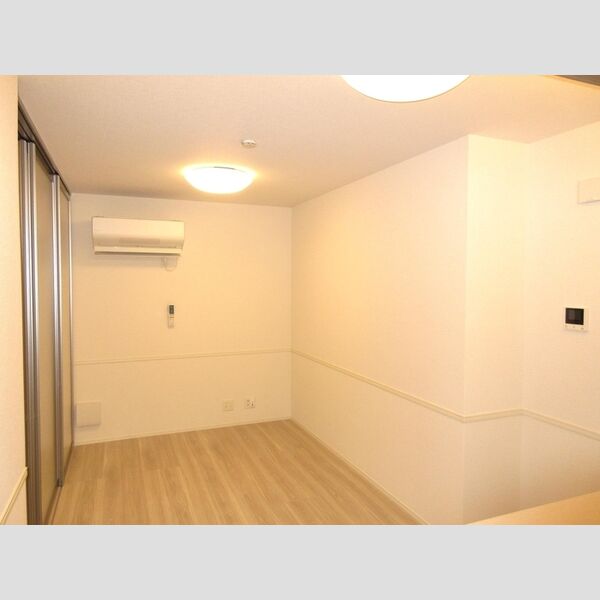 グラナーデ南田中 居室