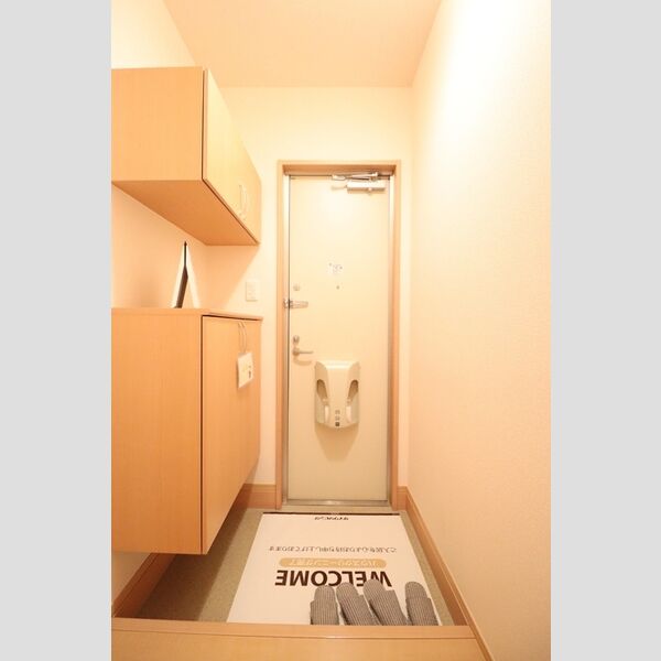 ボンヌール　マキ203号室 玄関