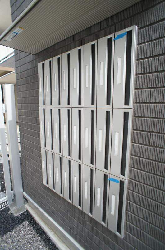 リブリ・FEEL-M湘南Ⅱ2階 郵便受け